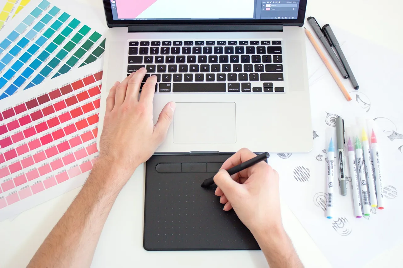 How to Choose a Logo Designer (and What a Good Brief Looks Like) — article illustration
